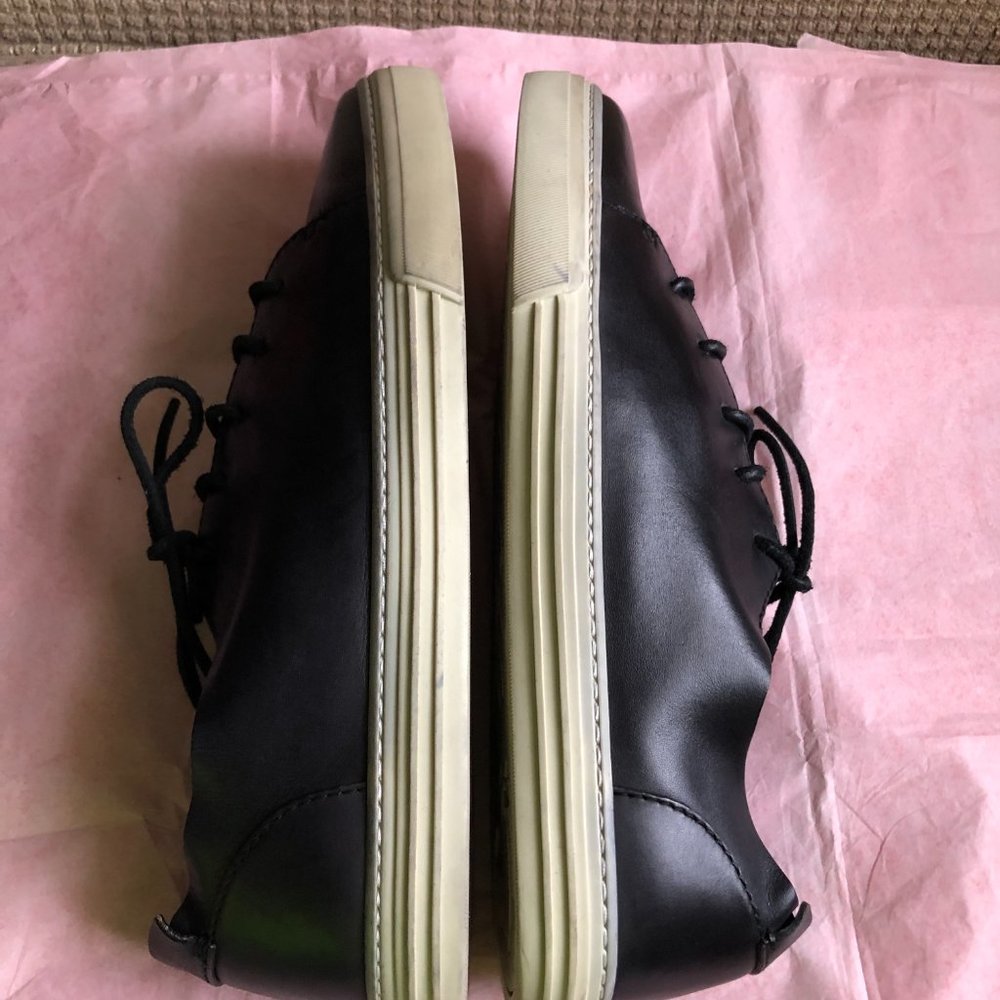Gucci Men's Black Leather Sneakers - Picture 10 of 15